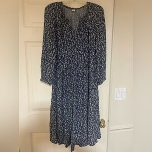 Navy Floral V-Neck Midi Dress